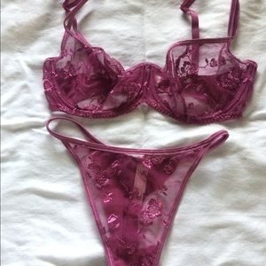 Victoria’s Secret Bra and Thong Set